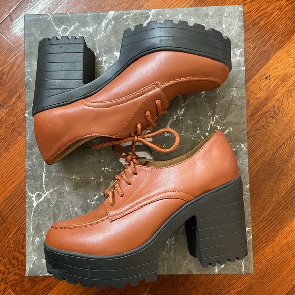 OXFORD PLATFORMS - Picture 1 of 1